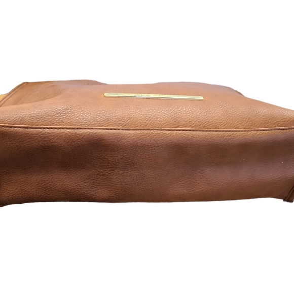 Steve Madden Chestnut Tote Bag - Picture 5 of 7